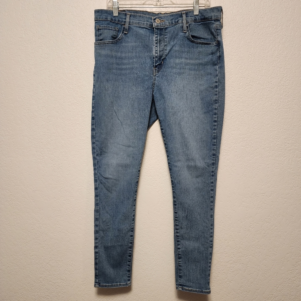 Levi's 720 High Rise Super Skinny Size W32 L28 Light Wash Denim Jeans